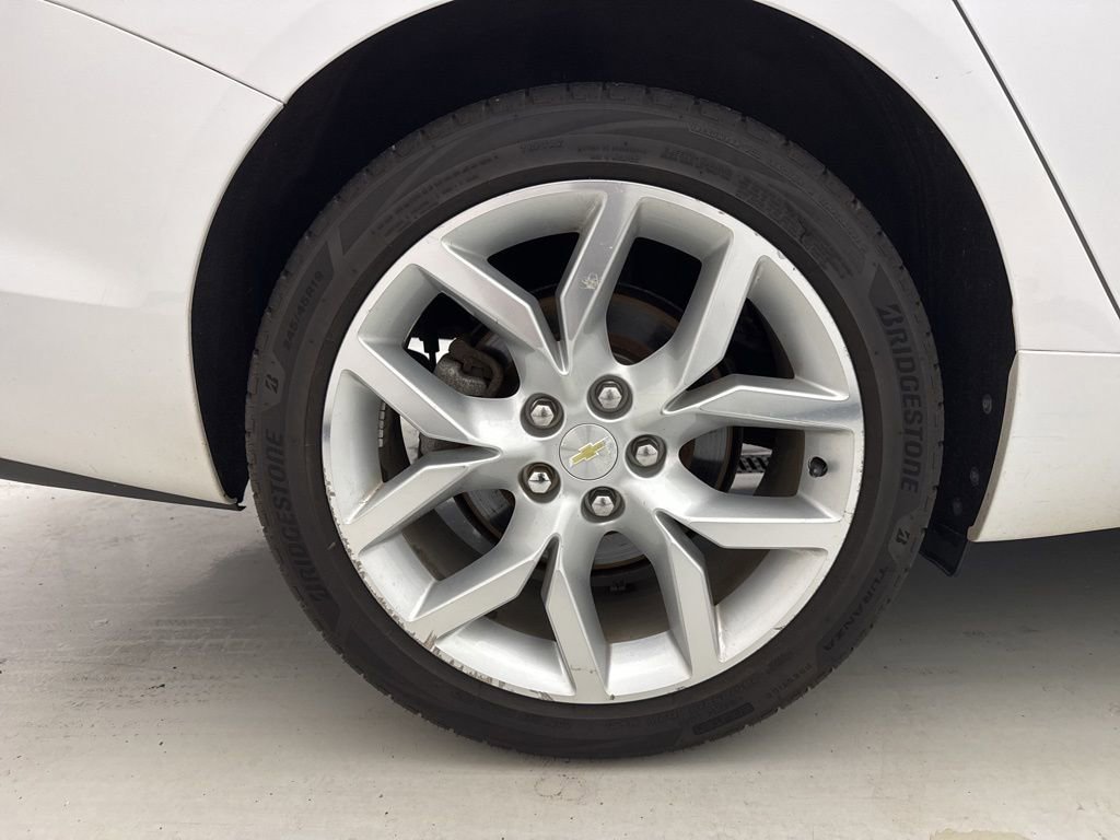 Used 2017 Chevrolet Impala Premier w/ Enhanced Convenience Package image 8