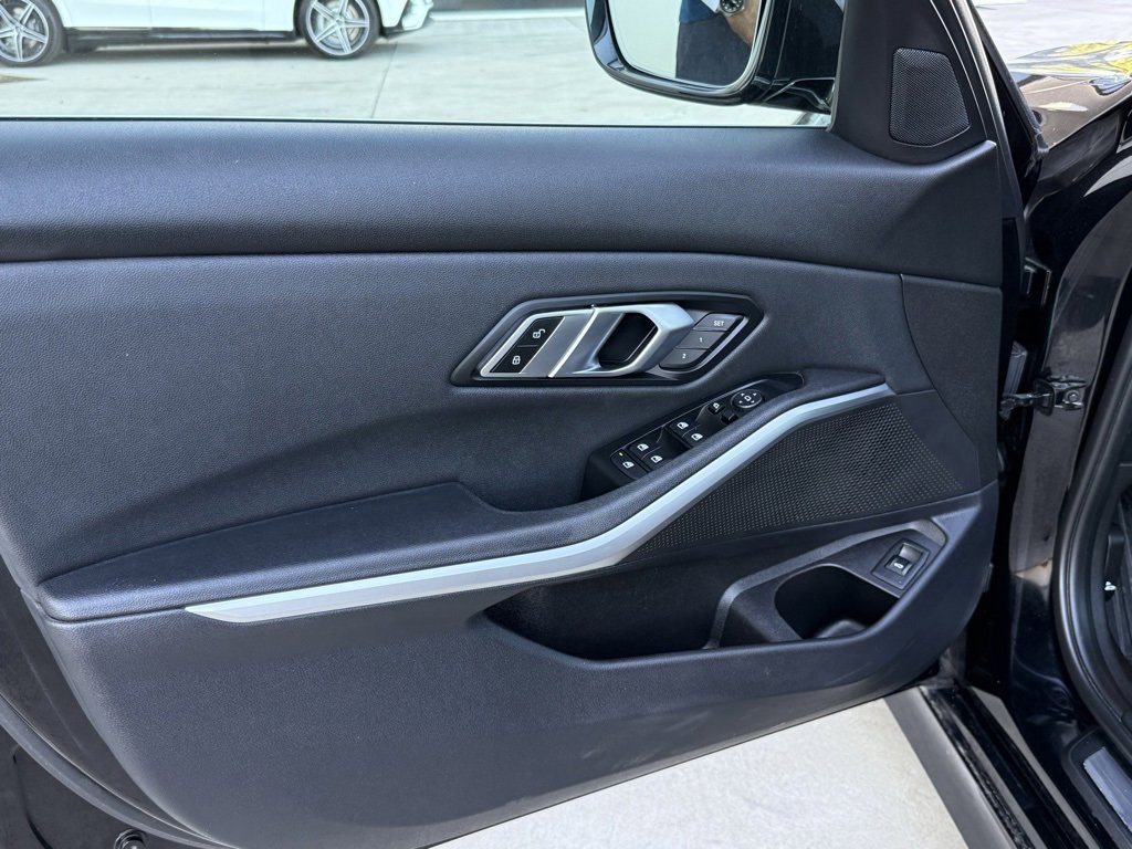 Used 2020 BMW 330i Sedan image 18