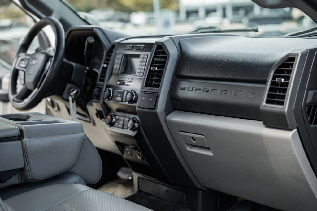 Used 2019 Ford F350 XL w/ STX Appearance Package AWD/4WD image 14
