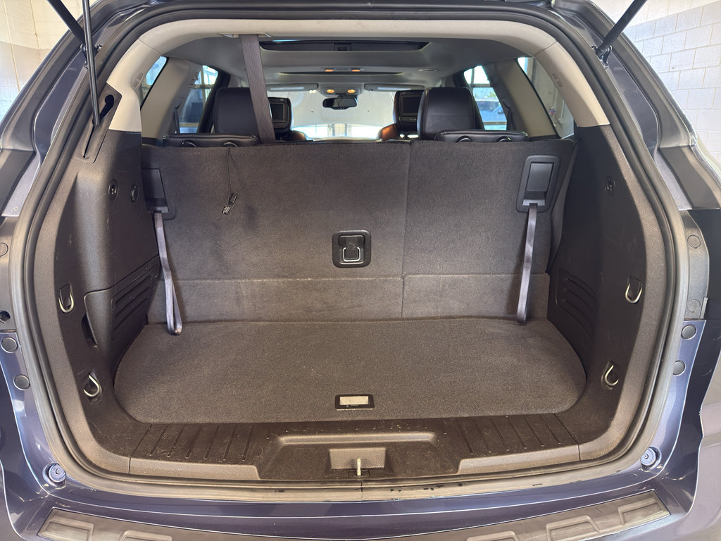Used 2014 Chevrolet Traverse LT w/ LPO, 'HIT The Road' Package AWD/4WD image 33