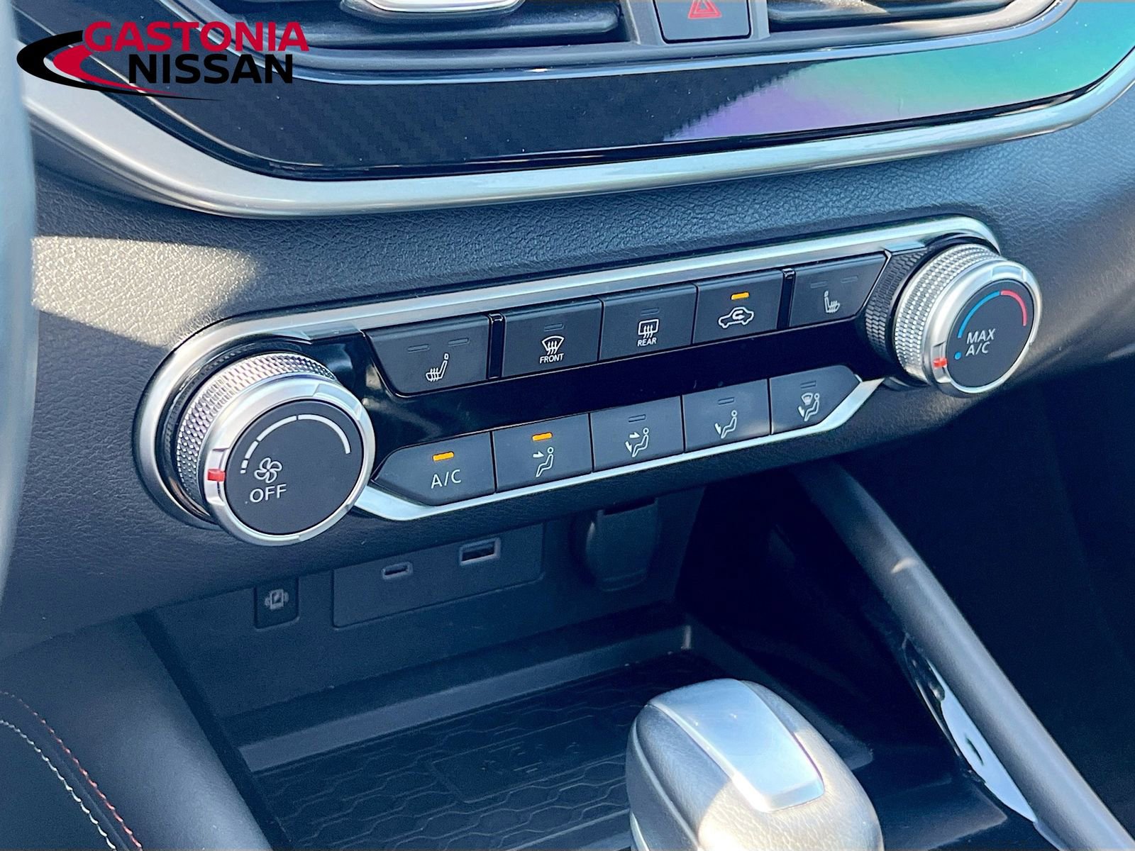 Used 2023 Nissan Altima 2.5 SR w/ SR Premium Package image 21