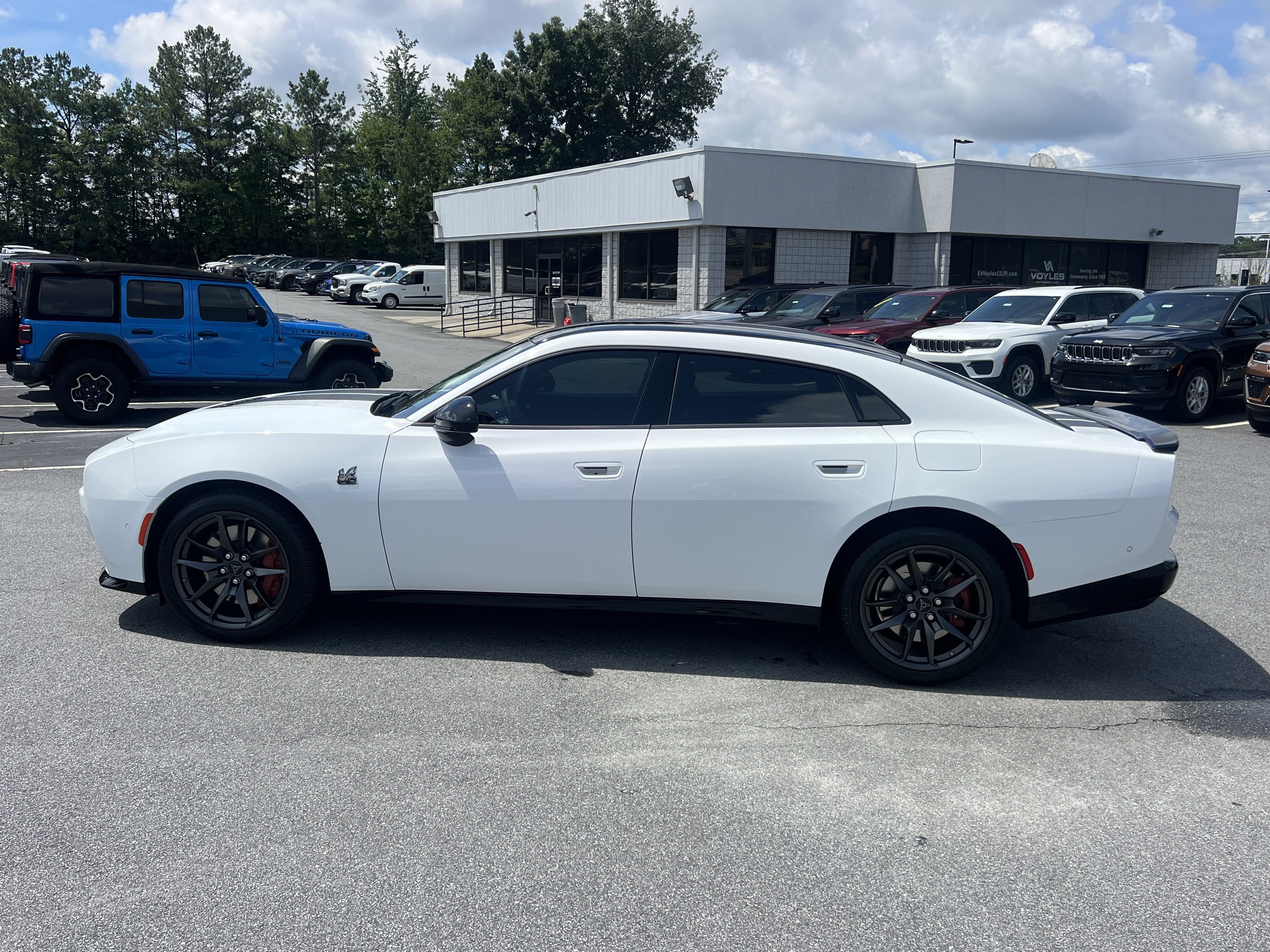 New 2026 Dodge Charger Scat Pack w/ Blacktop Package AWD/4WD image 4