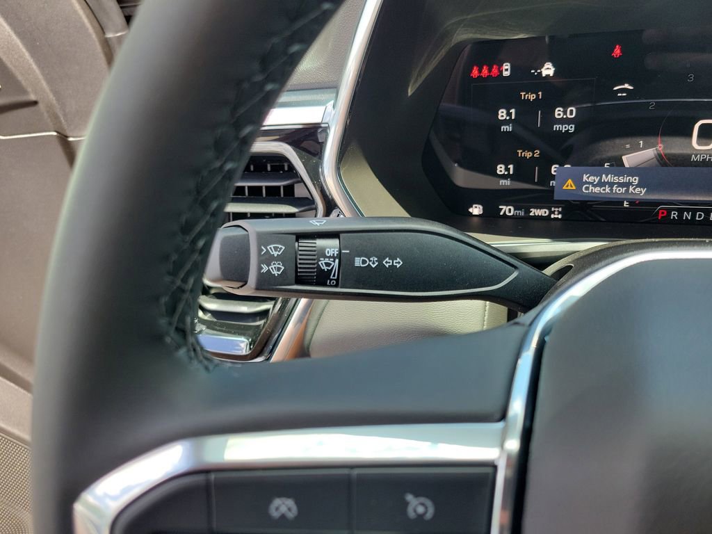 New 2025 GMC Canyon Elevation w/ Convenience Package image 16