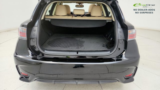 Used 2015 Lexus CT 200h w/ Navigation Package FWD image 30
