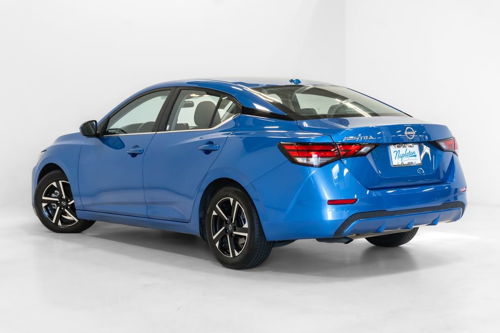Used 2025 Nissan Sentra SV FWD image 24