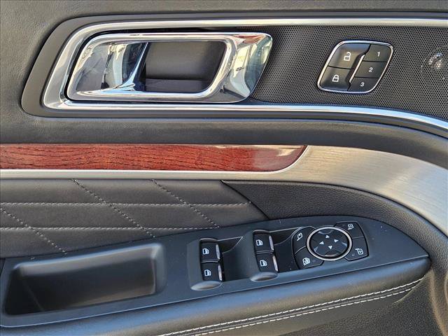 Used 2017 Ford Explorer Platinum AWD/4WD image 10