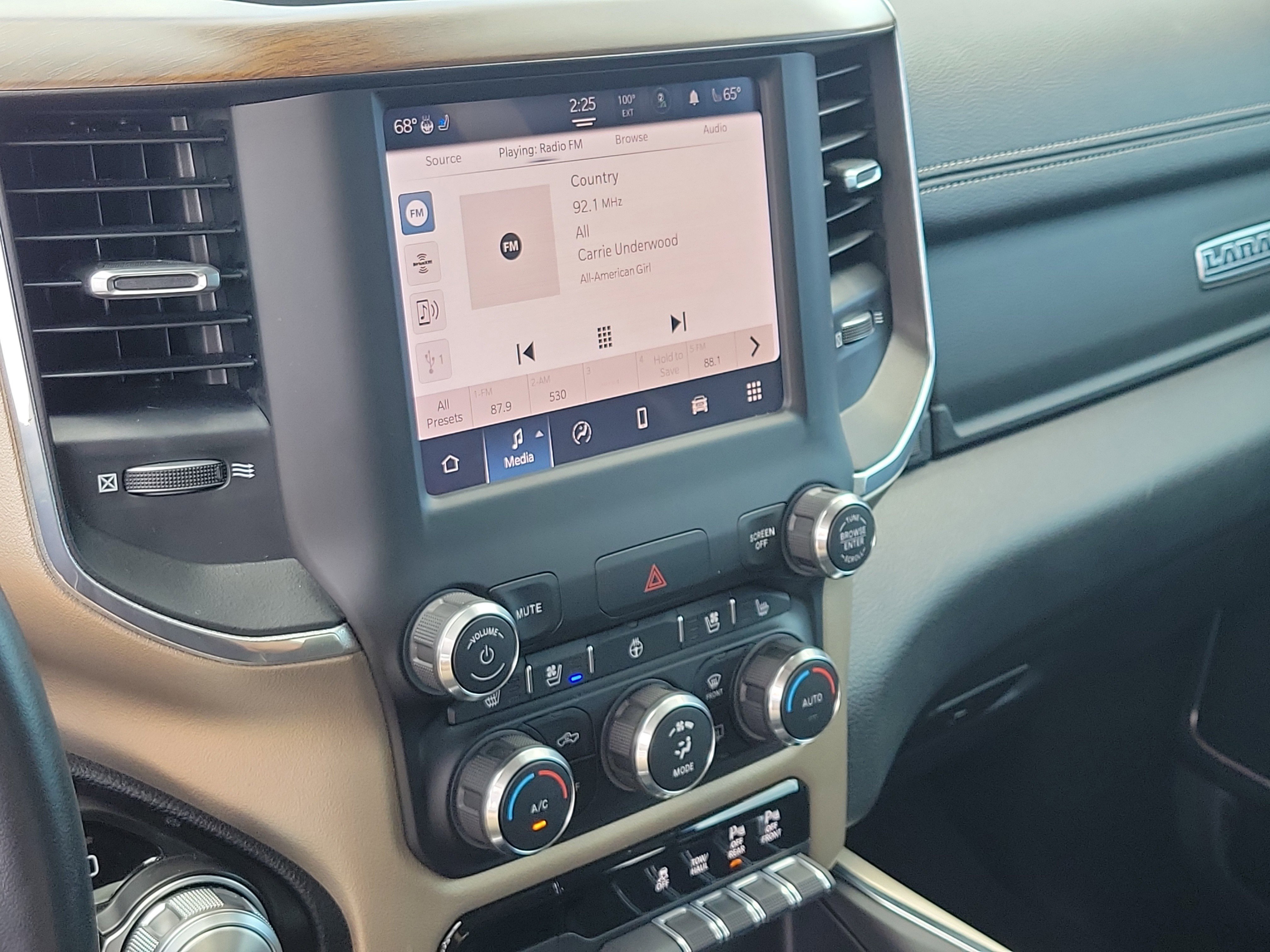 Used 2022 RAM 1500 Laramie image 29