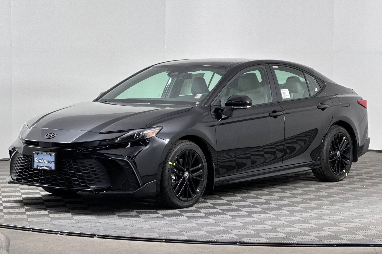 New 2026 Toyota Camry SE image 8