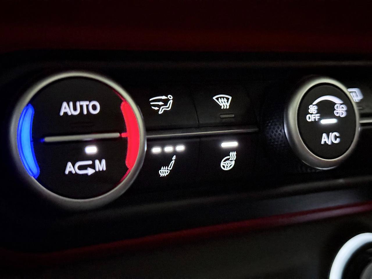 Used 2019 Alfa Romeo Stelvio Ti image 35