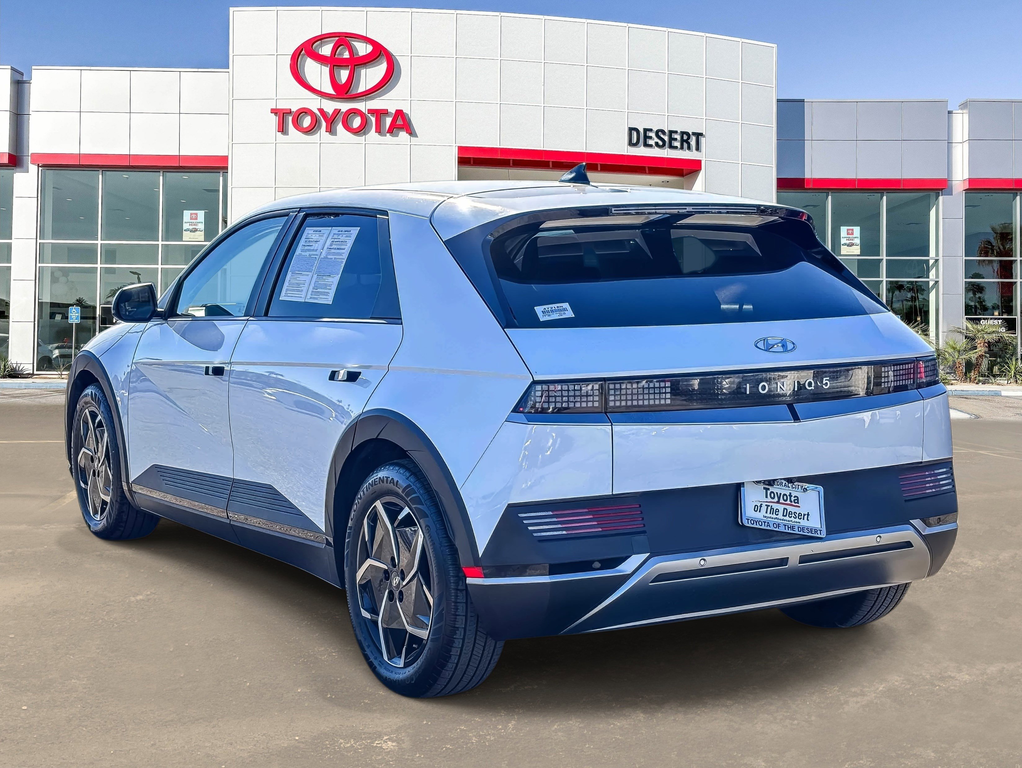 Used 2022 Hyundai Ioniq 5 SE w/ Cargo Package image 5