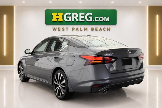 Used 2019 Nissan Altima 2.5 SR FWD image 2