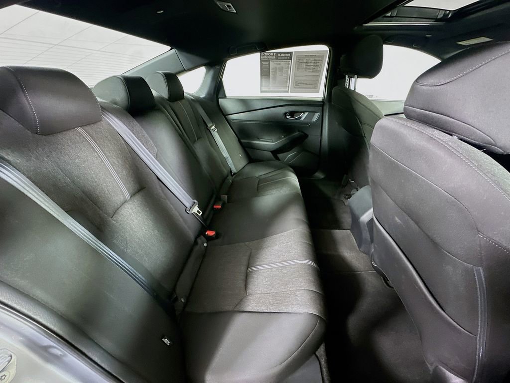 Used 2024 Honda Accord Sport image 11