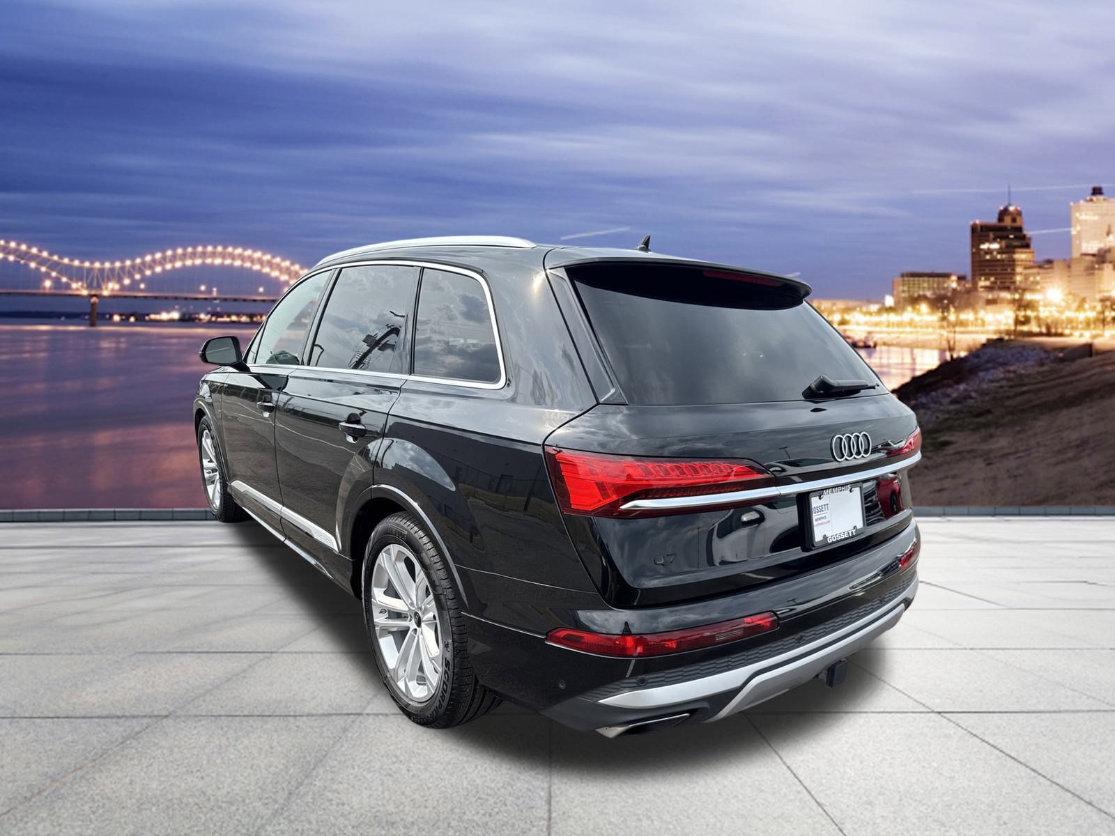 Certified 2025 Audi Q7 3.0T Prestige image 3