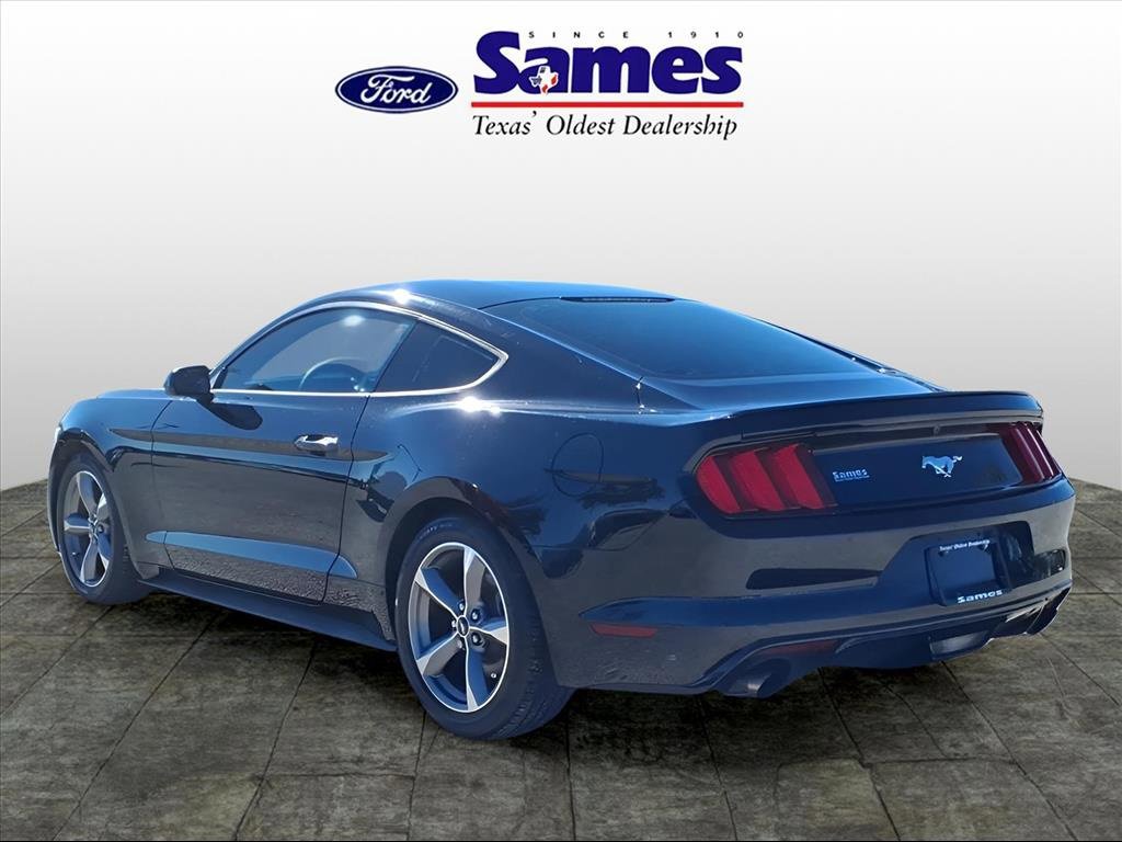Used 2017 Ford Mustang Coupe image 7