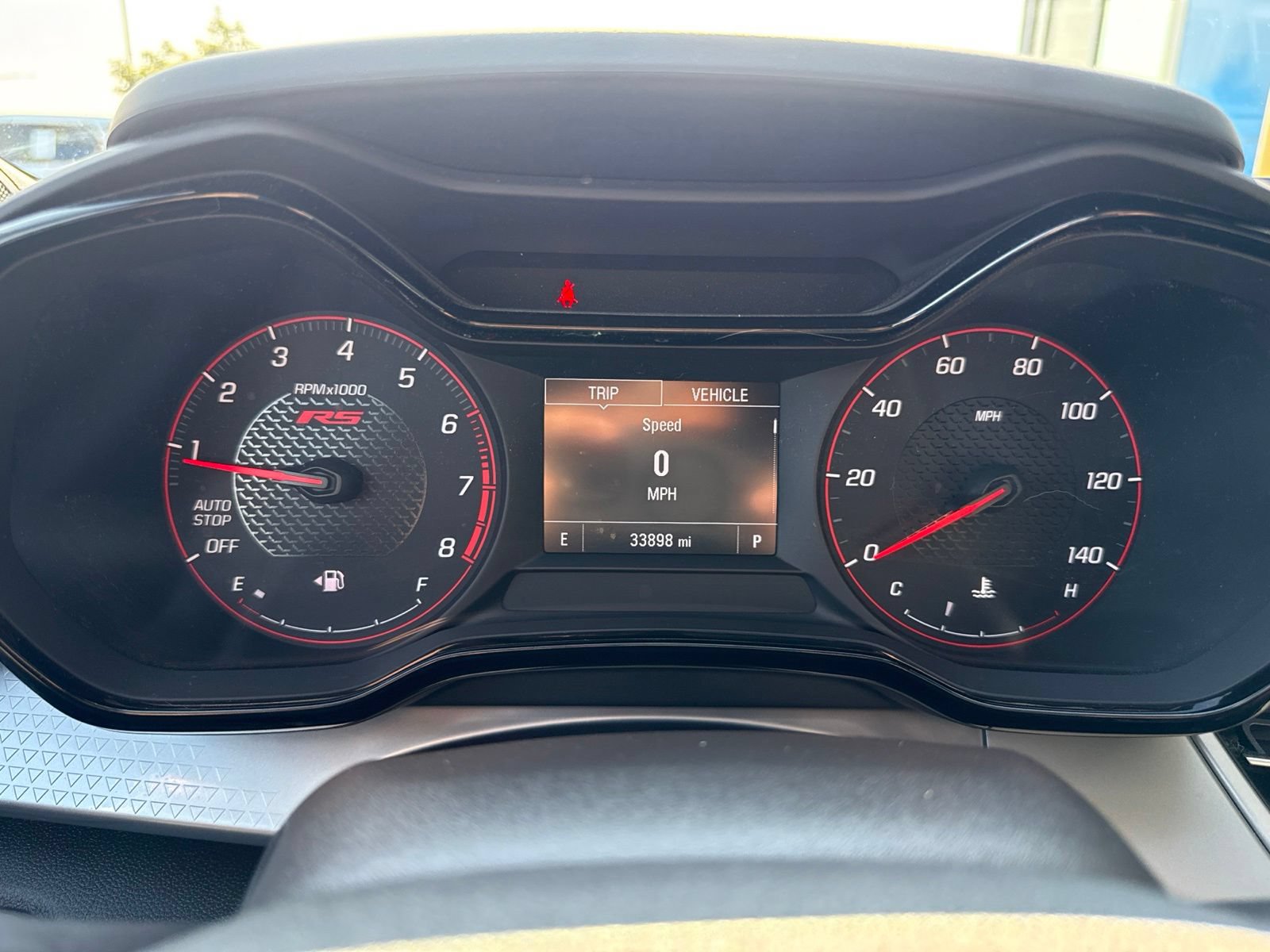Used 2024 Chevrolet Trax RS FWD image 30