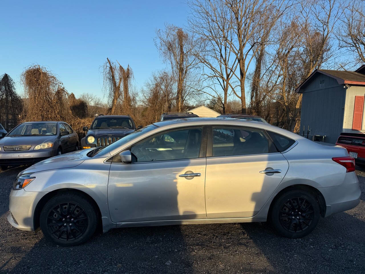 Used 2017 Nissan Sentra S image 2