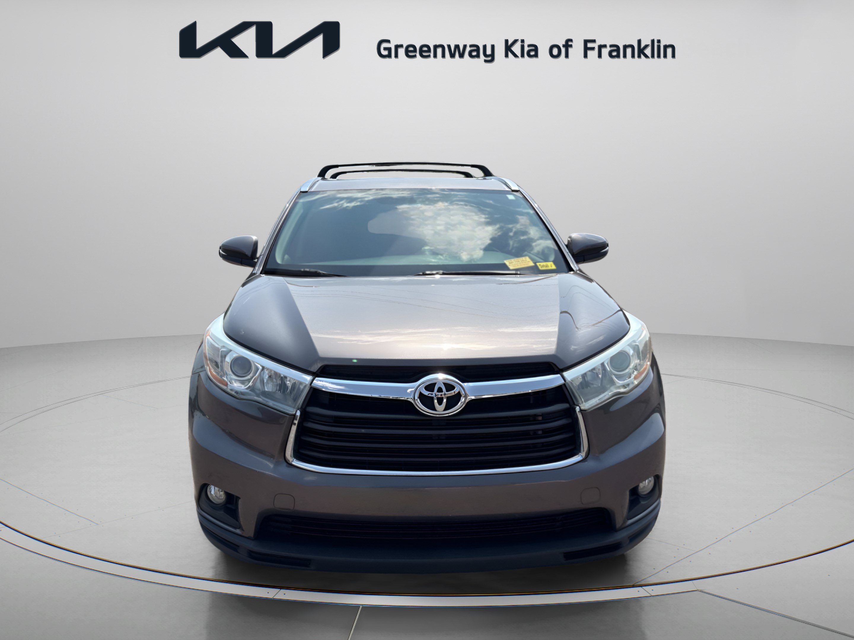 Used 2015 Toyota Highlander XLE AWD/4WD video 2