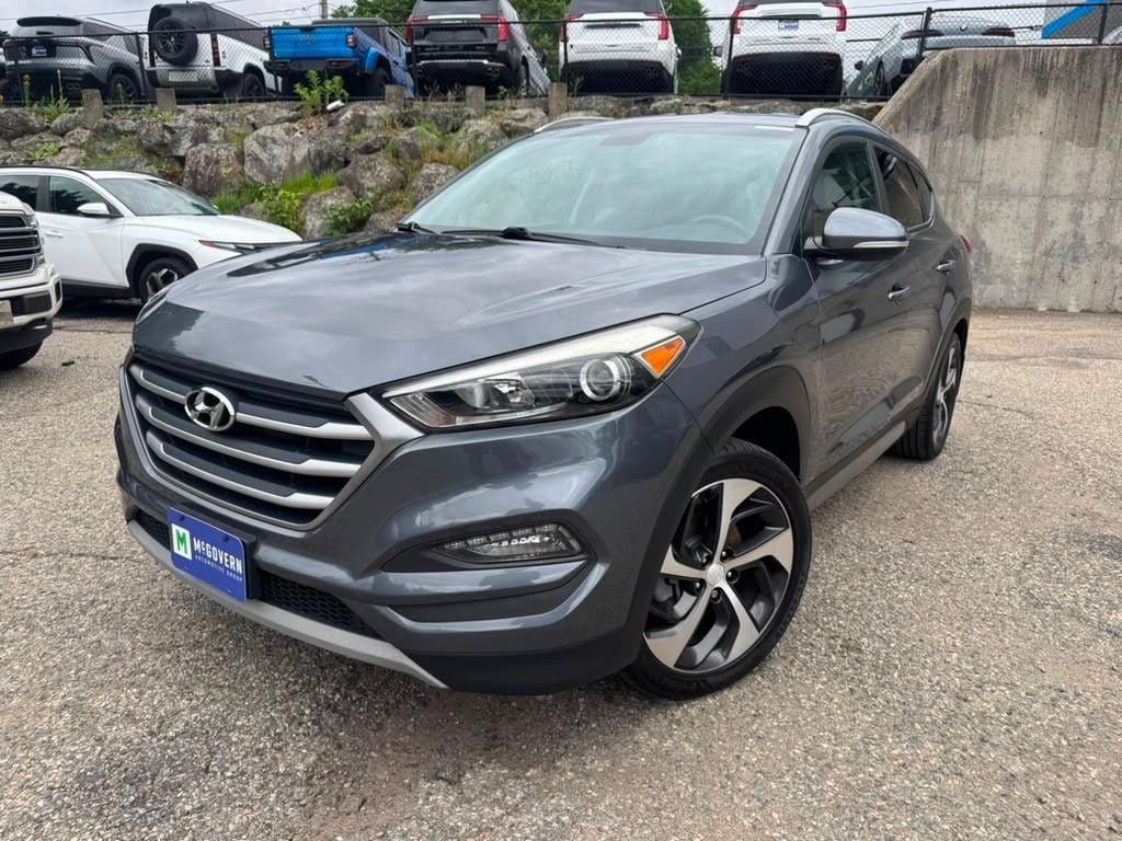 Used 2017 Hyundai Tucson Sport w/ Cargo Package AWD/4WD image 2
