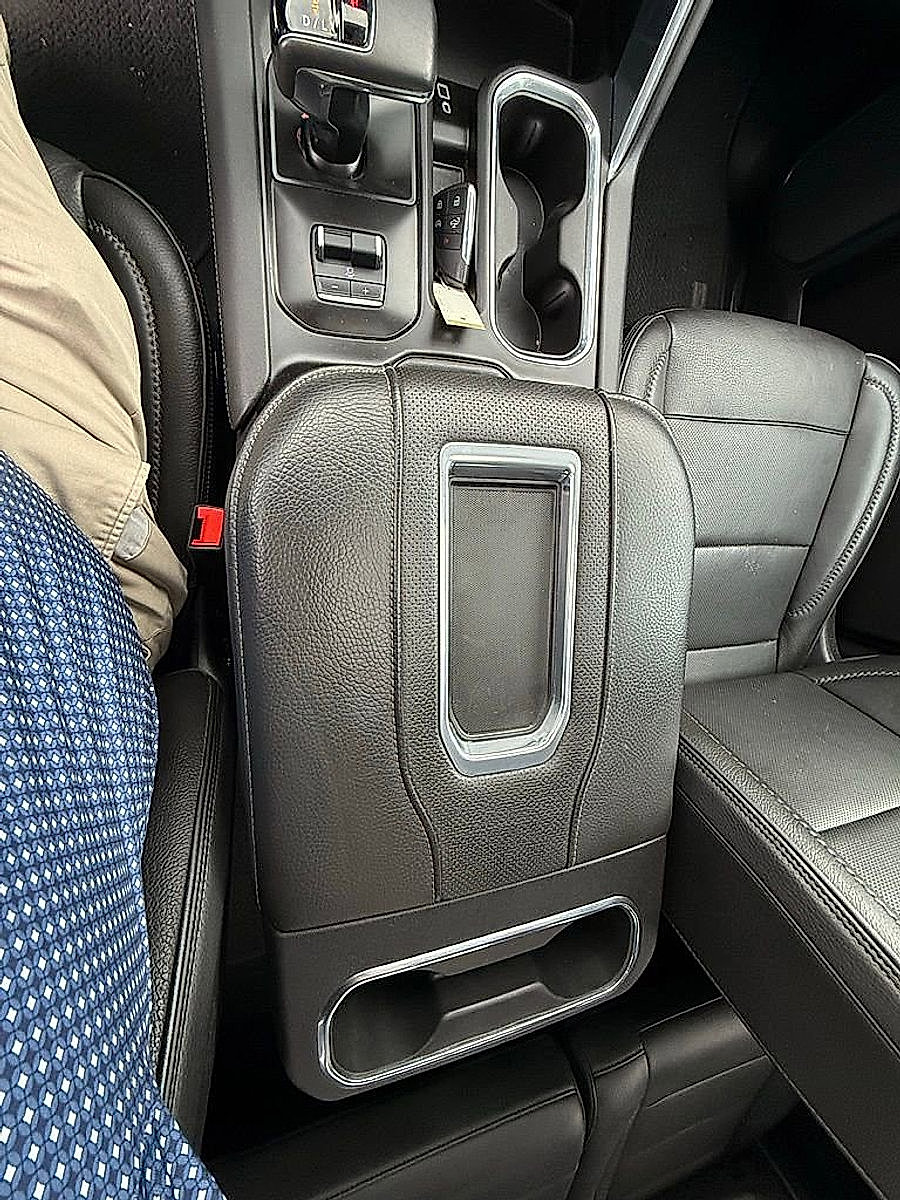 Used 2022 GMC Sierra 1500 Denali AWD/4WD image 43