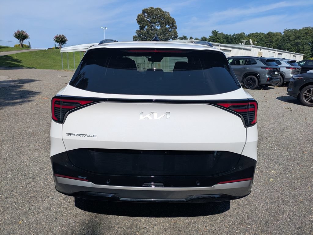 Used 2026 Kia Sportage SX FWD image 5