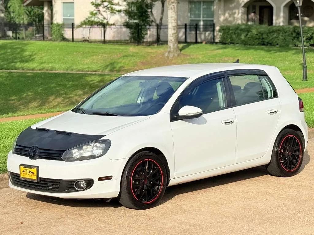 Used 2013 Volkswagen Golf TDI FWD image 2