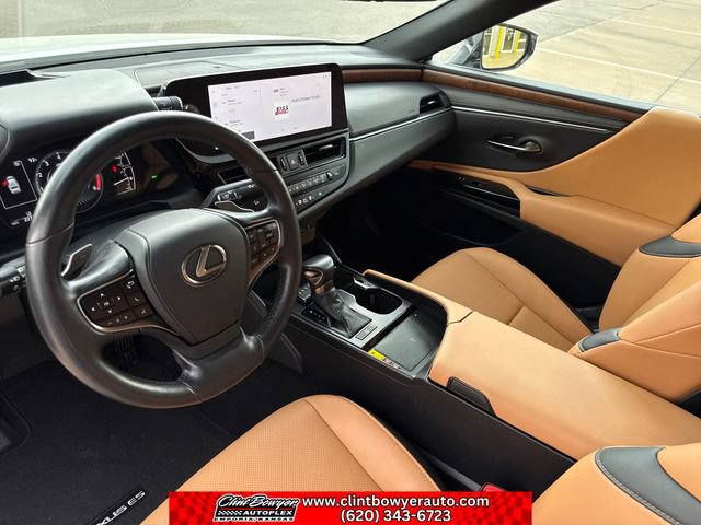 Used 2025 Lexus ES 350 w/ Premium Package FWD image 13