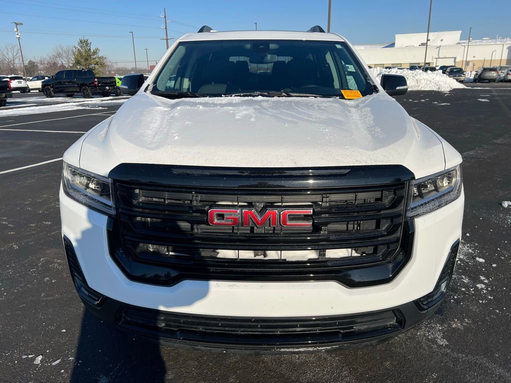 Used 2023 GMC Acadia SLE w/ Driver Convenience Package image 6