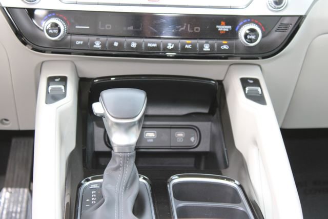 Used 2025 Kia Telluride S FWD image 15