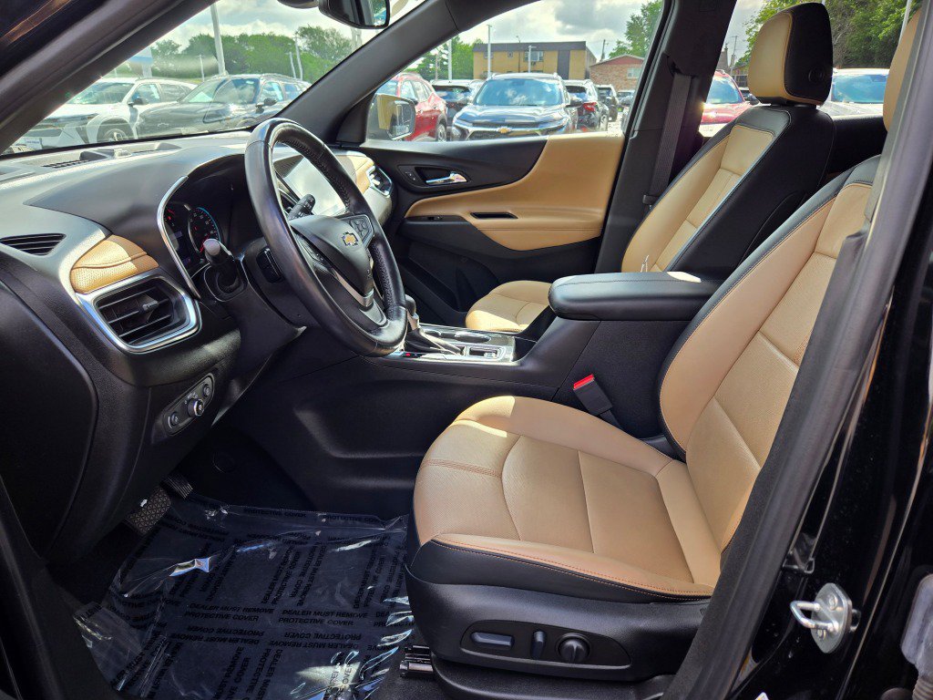 Used 2022 Chevrolet Equinox Premier AWD/4WD image 22