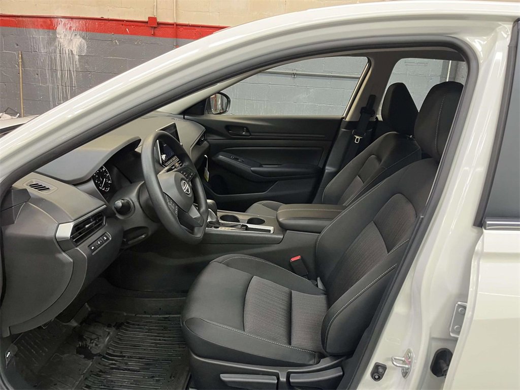 Certified 2025 Nissan Altima 2.5 S image 16