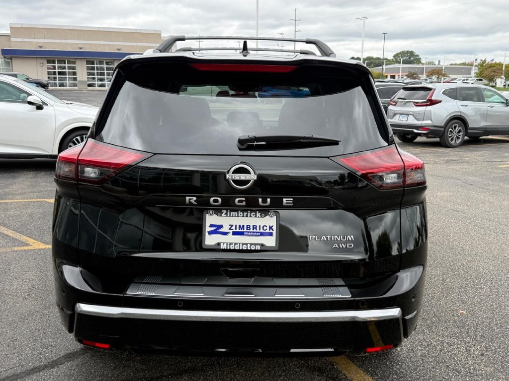 Used 2026 Nissan Rogue Platinum w/ Platinum Premium Package AWD/4WD image 4