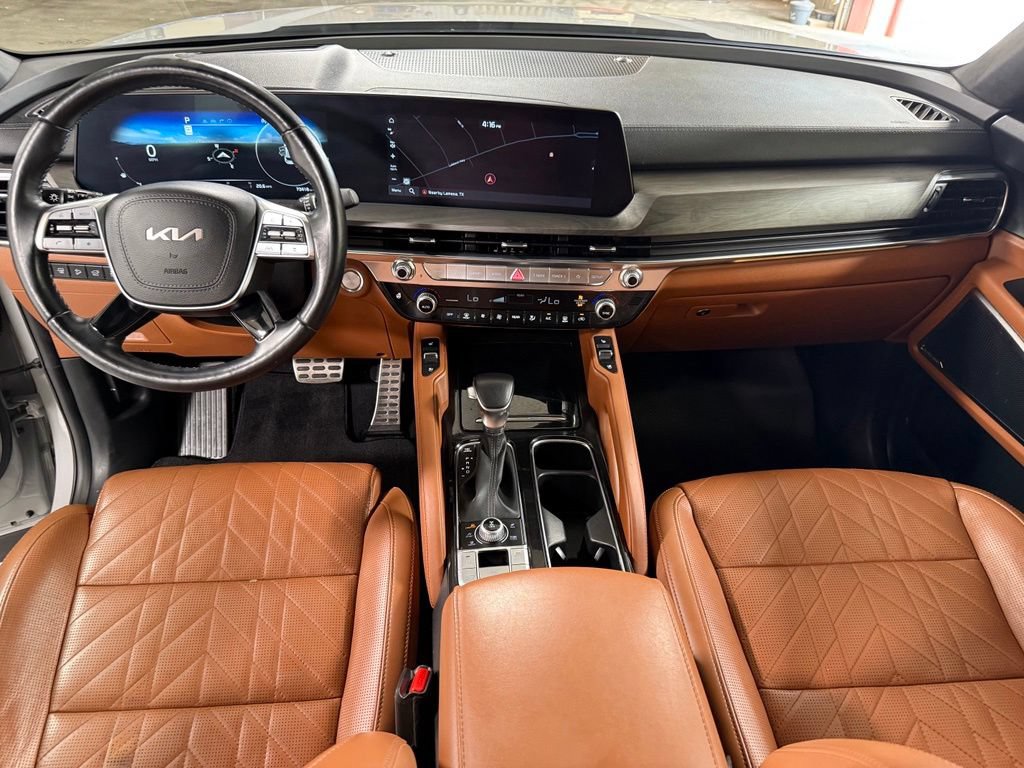 Used 2024 Kia Telluride SX Prestige X-Line AWD/4WD image 2