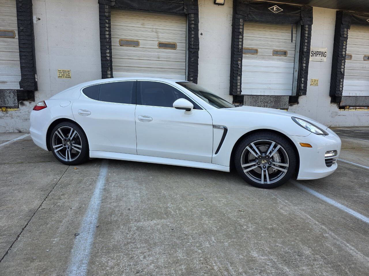Used 2010 Porsche Panamera S image 6
