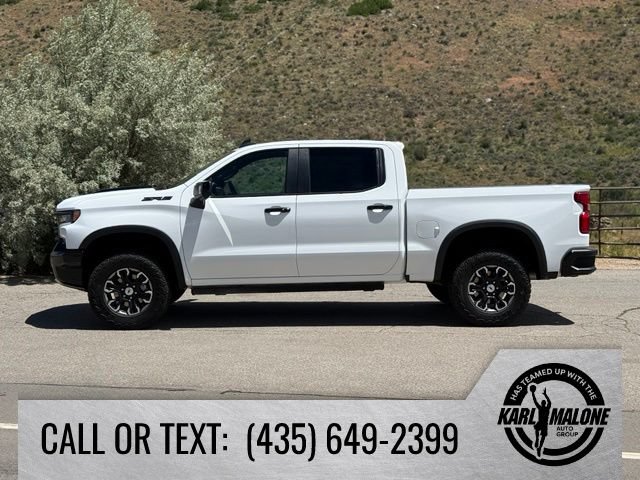 Used 2023 Chevrolet Silverado 1500 ZR2 w/ Technology Package AWD/4WD image 2