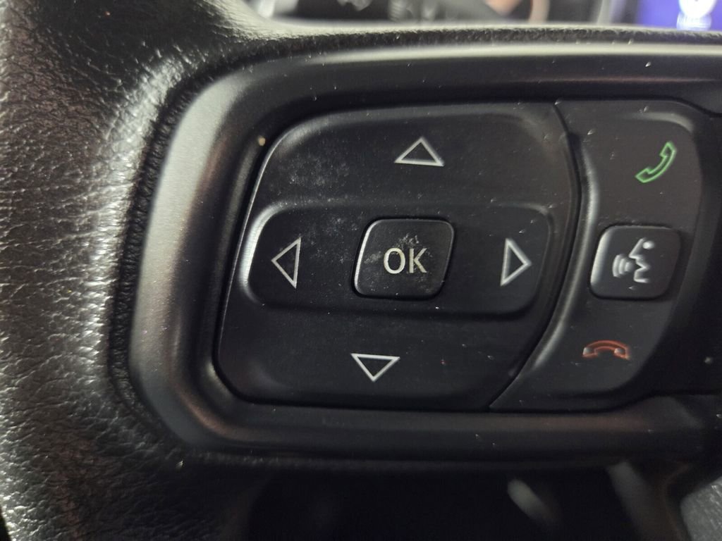 Certified 2025 Jeep Gladiator Sport image 20