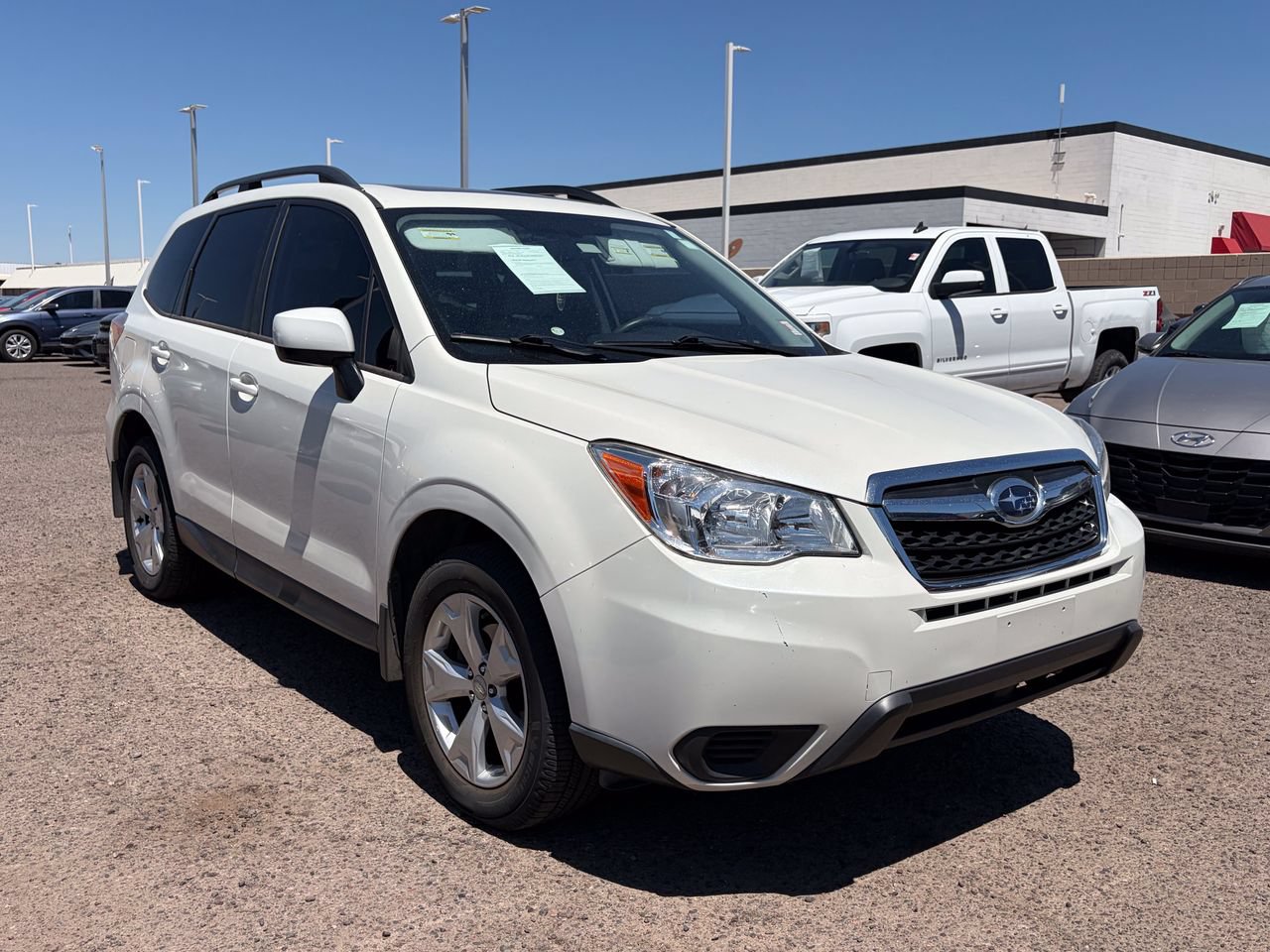Used 2016 Subaru Forester 2.5i Premium w/ All-Weather Package AWD/4WD image 2