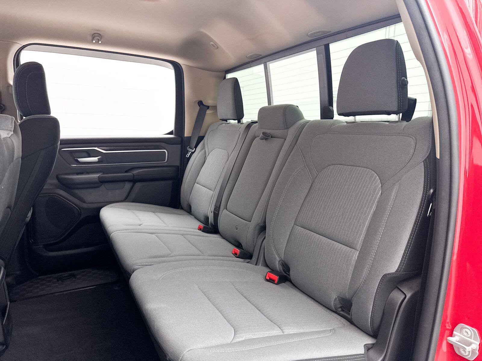 Used 2020 RAM 1500 Big Horn AWD/4WD image 27