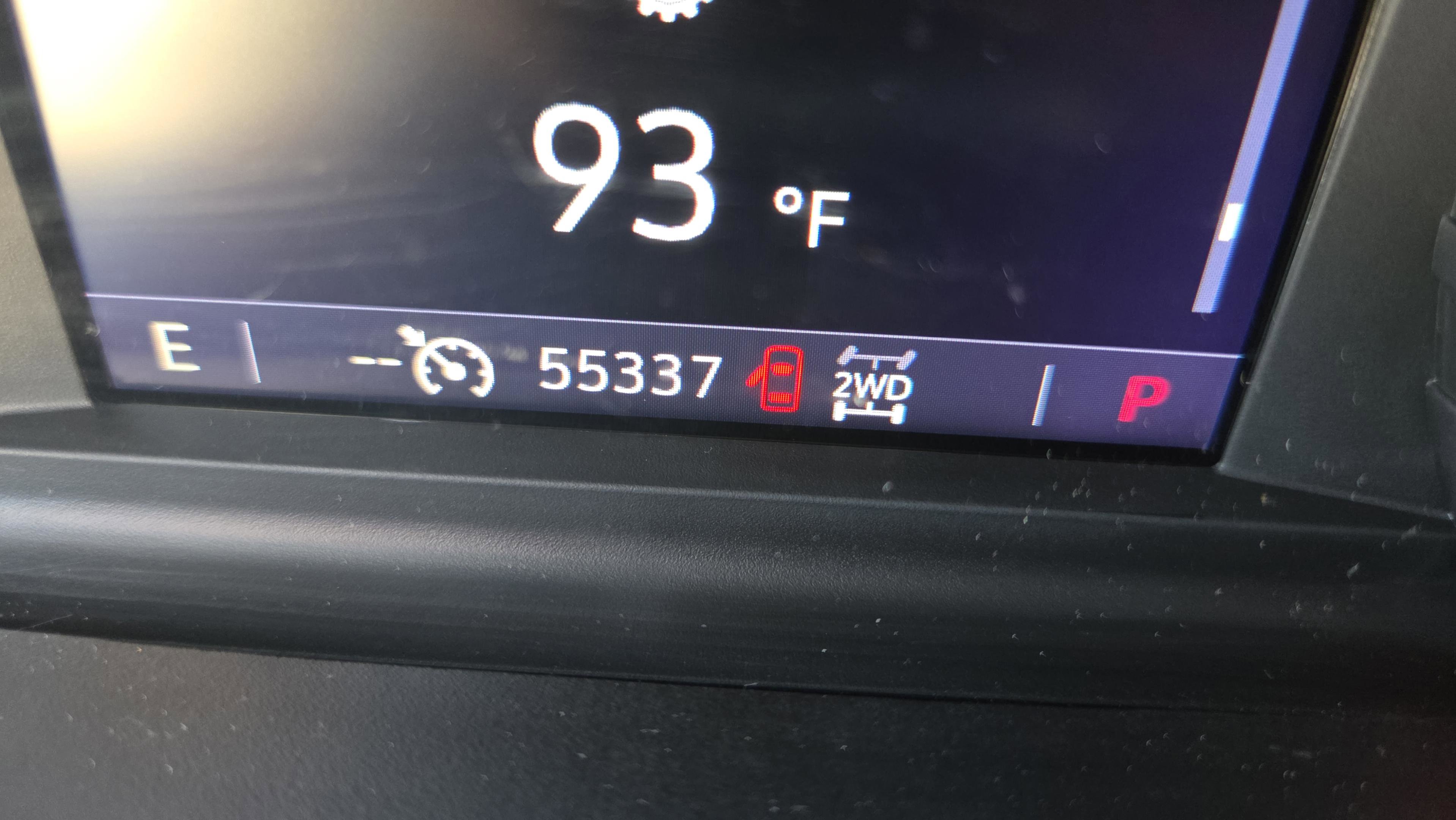 Certified 2021 Chevrolet Silverado 1500 LT w/ Z71 Off-Road Package AWD/4WD image 25