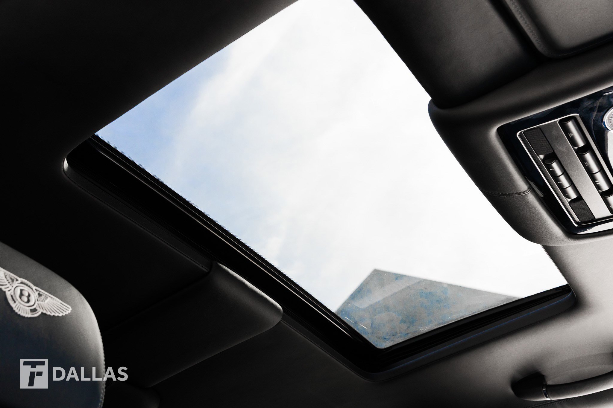 Used 2014 Bentley Flying Spur W12 image 41