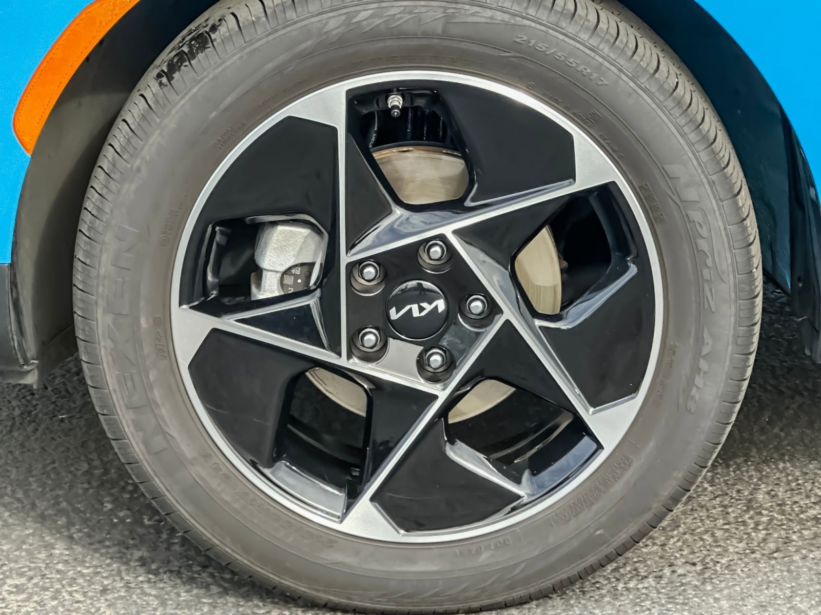 Used 2025 Kia Soul EX image 26