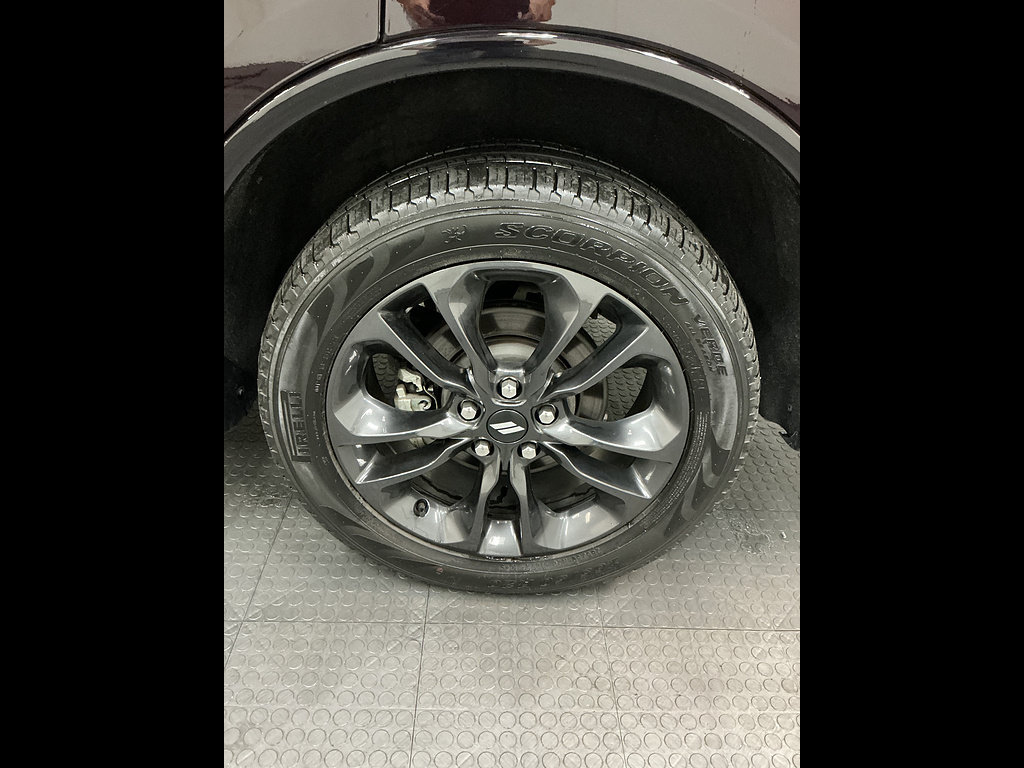 Used 2025 Dodge Durango GT AWD/4WD image 41