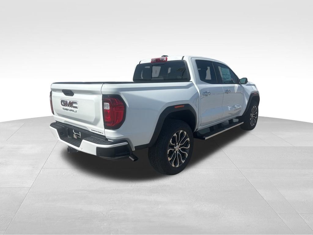 New 2025 GMC Canyon Denali image 6