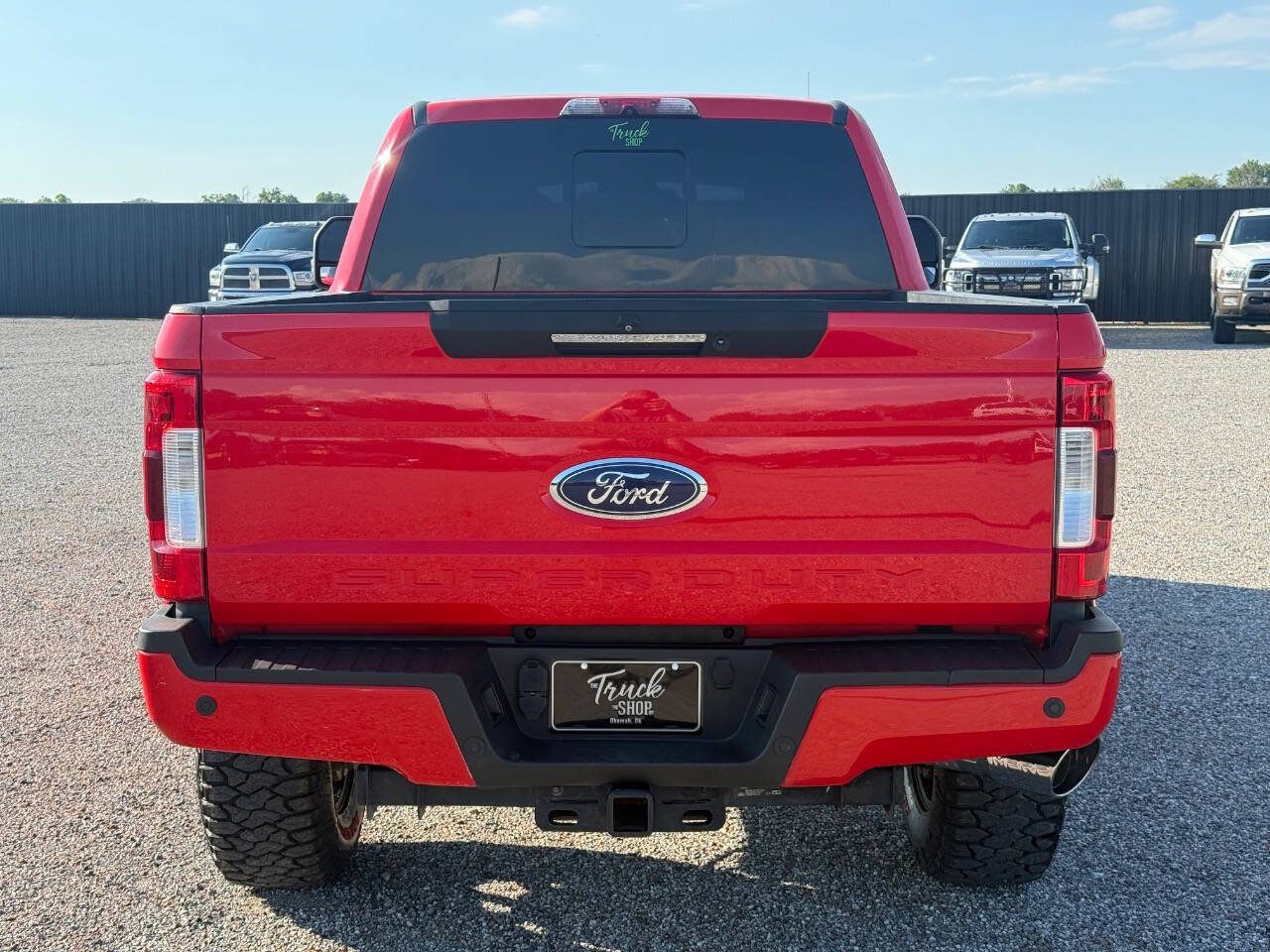 Used 2019 Ford F250 Lariat w/ Lariat Ultimate Package AWD/4WD image 12