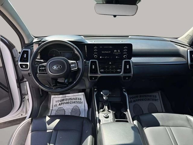 Used 2021 Kia Sorento S image 11