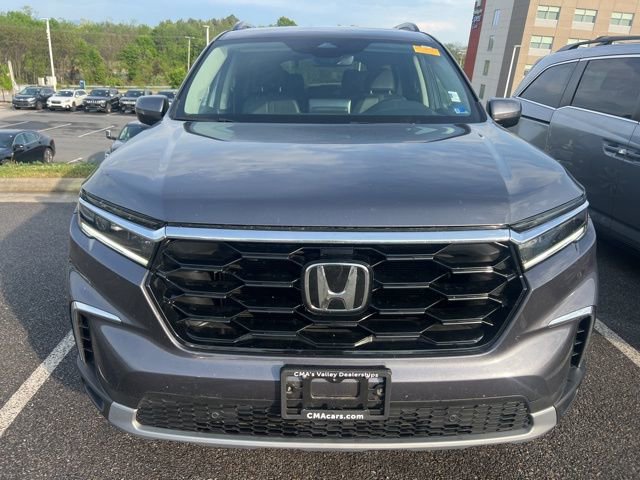 Used 2024 Honda Pilot Touring image 7