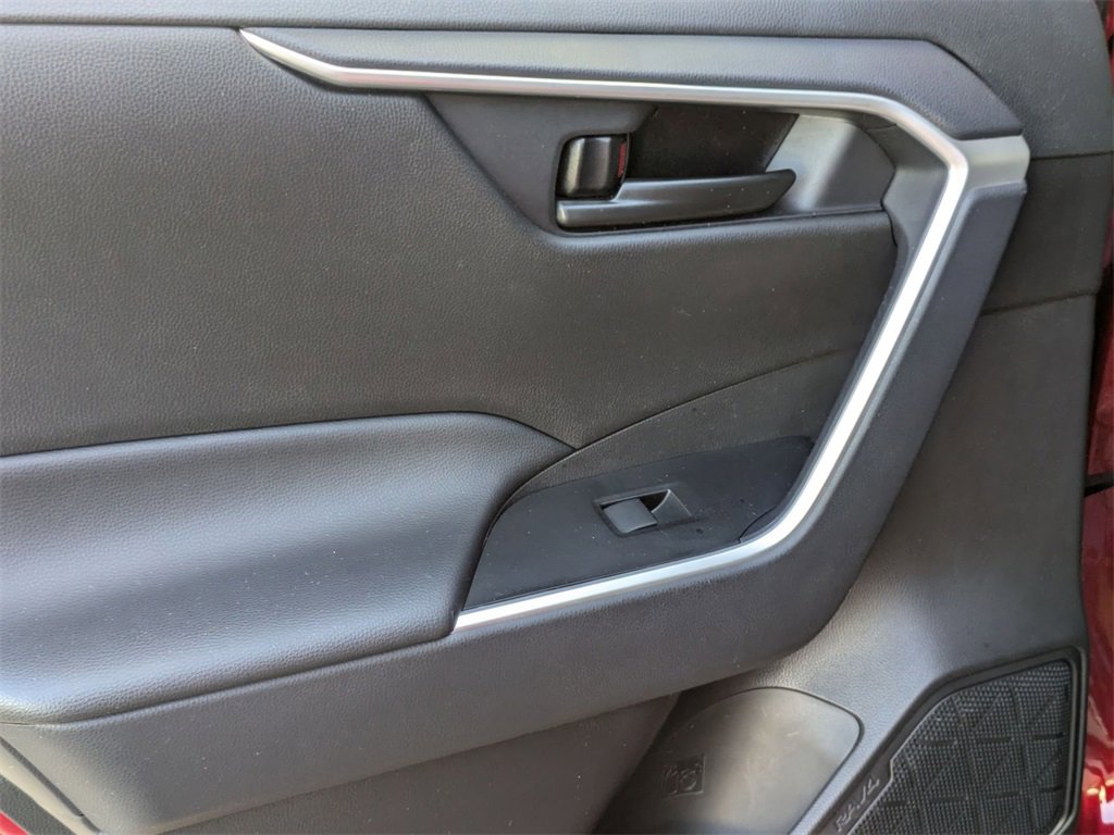Used 2025 Toyota RAV4 LE image 26
