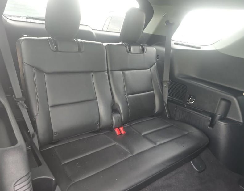 Used 2023 Ford Explorer Limited w/ Limited Technology Package AWD/4WD image 8