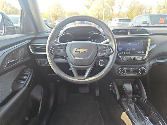 Used 2023 Chevrolet TrailBlazer LT w/ Convenience Package image 14