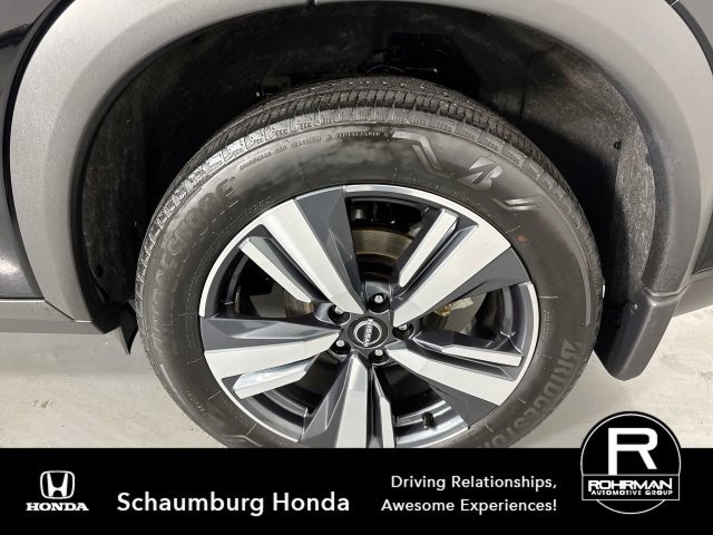 Used 2023 Nissan Rogue SL AWD/4WD image 5