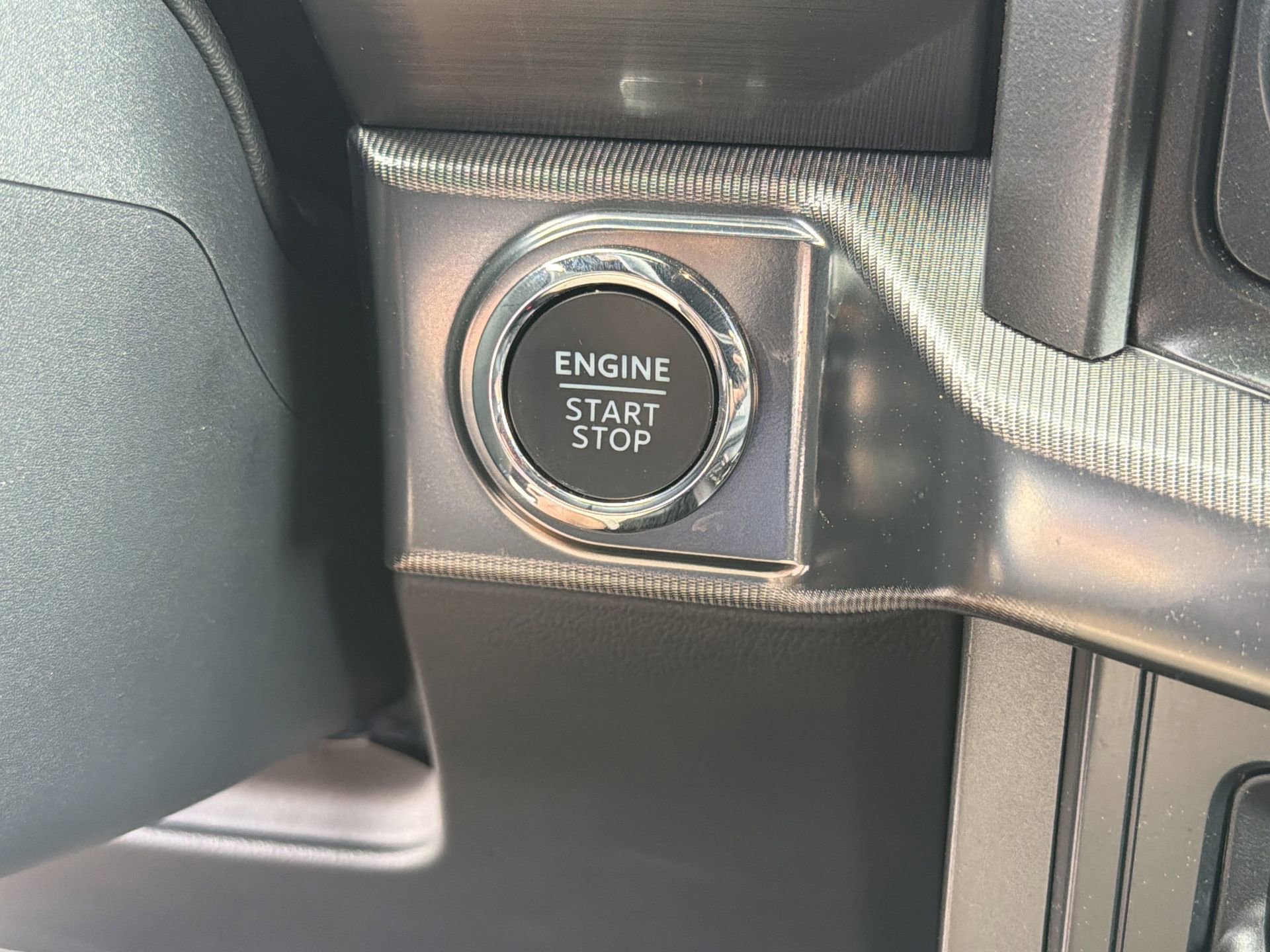 Certified 2025 Ford F150 Lariat w/ Equipment Group 501A Mid image 11